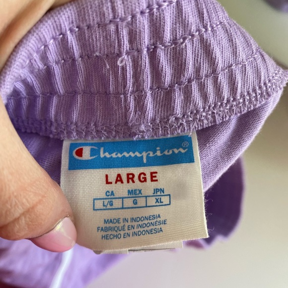 Champion shorts - Picture 3 of 3